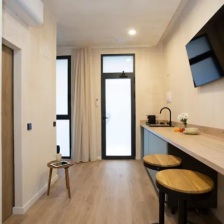 Pensionat Nomad Haux Mestalla 101 Valencia